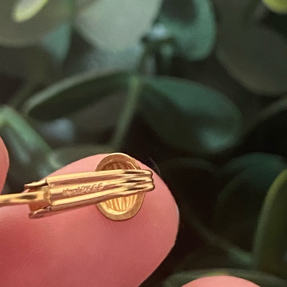 Vintage Landstrom’s Black Hills Gold 10kt Clip On Earrings grapes leaves Jewelry - Picture 8 of 8